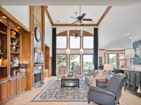 205 W Waterfront Dr, Tuttle, OK 73089 photo 6