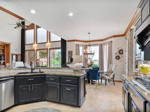 205 W Waterfront Dr, Tuttle, OK 73089 photo 15
