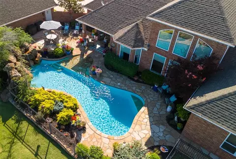 205 W Waterfront Dr, Tuttle, OK 73089 photo 4