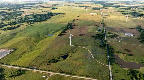 164 Th St NW, Okarche, OK 73762