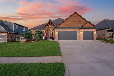 3213 Timber Shadows Dr, Norman, OK 73069