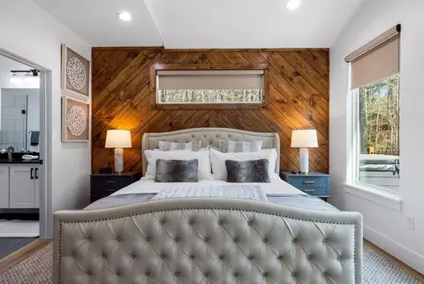 Bedroom - 57 Rowens Rte, Broken Bow, OK 74728 photo 1 of 8