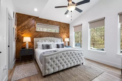 Bedroom - 57 Rowens Rte, Broken Bow, OK 74728 photo 2 of 8