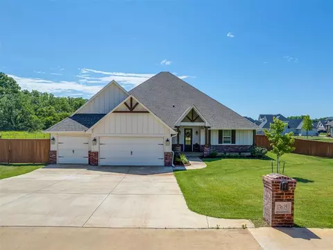 13615 Brook Xing, Edmond, OK 73025