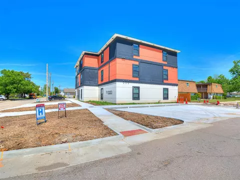 103 Edwards St, Edmond, OK 73034 photo 25