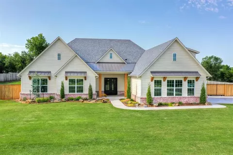 612 E Coffee Creek Rd, Edmond, OK 73034