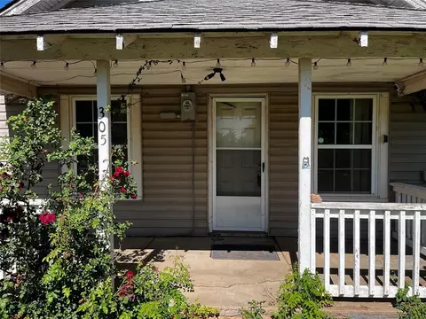 305 N Reimer St, Corn, OK 73024