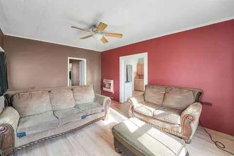 209 E 3rd St, Erick, OK 73645 photo 6