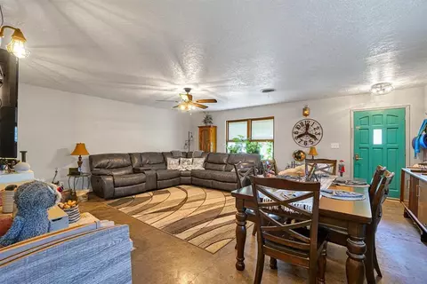 1301 Canterbury Blvd, Altus, OK 73521 photo 6