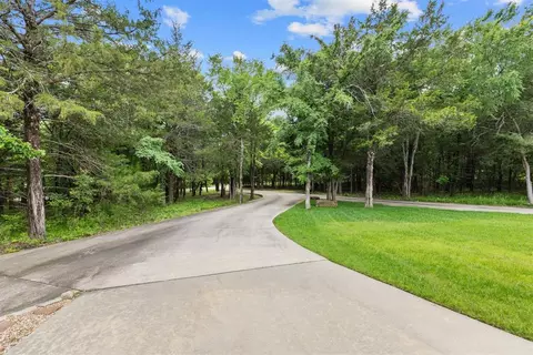 2100 E 21st St, Ada, OK 74820 photo 3