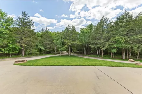 2100 E 21st St, Ada, OK 74820 photo 4
