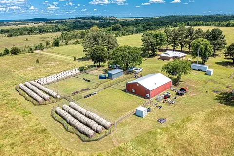 106049 N 3855-1 Rd, Weleetka, OK 74880