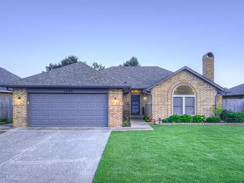 1320 Von Elm Pl, Yukon, OK 73099