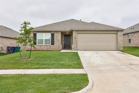 11641 NW 95th St, Yukon, OK 73099