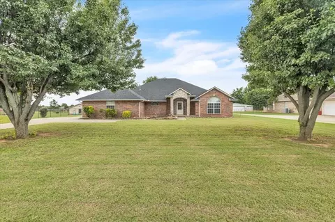 12302 Westgate Dr, Yukon, OK 73099