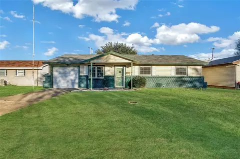 1048 Elk St, Altus, OK 73521