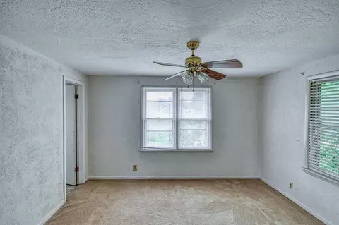 810 E Main St, Norman, OK 73071 photo 8