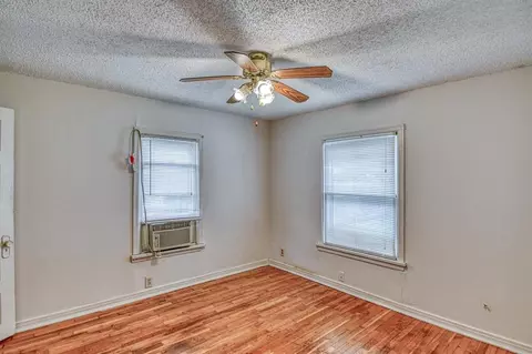 810 E Main St, Norman, OK 73071 photo 29