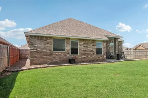 1101 NE 33rd Ter, Moore, OK 73160 photo 33