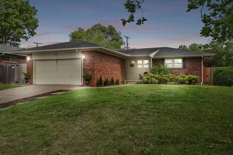 5729 E 25th Pl, Tulsa, OK 74114