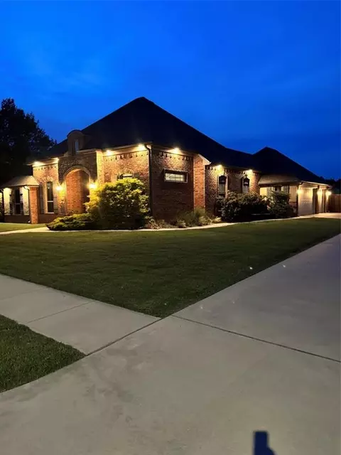 509 Kings Ct, Tuttle, OK 73089 photo 2