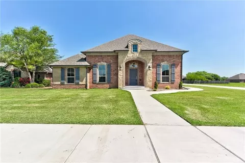 509 Kings Ct, Tuttle, OK 73089