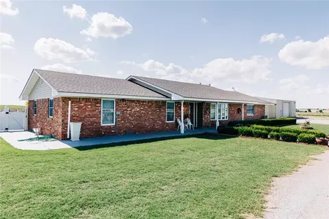 11261 Highway 54, Colony, OK 73021 photo 2