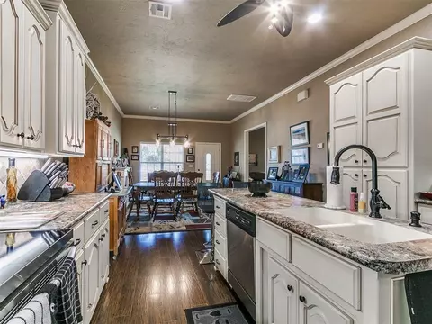 913 E Harrison Ave, Guthrie, OK 73044 photo 26