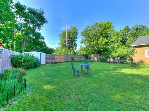 913 E Harrison Ave, Guthrie, OK 73044 photo 7