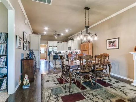 913 E Harrison Ave, Guthrie, OK 73044 photo 15
