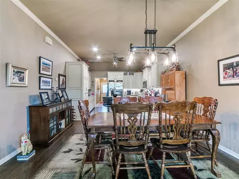 913 E Harrison Ave, Guthrie, OK 73044 photo 16
