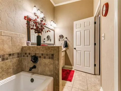 913 E Harrison Ave, Guthrie, OK 73044 photo 43