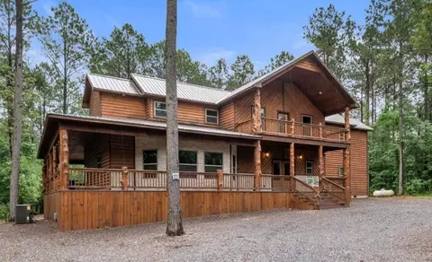 31 Conifer Crossing Trl, Broken Bow, OK 74728