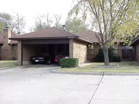 1712 Lionsgate Cir, Bethany, OK 73008 photo 1