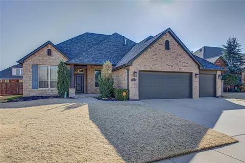 15616 Hatterly Ln, Edmond, OK 73013