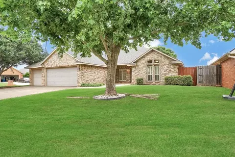 3405 Wendy Ln, Altus, OK 73521 photo 3
