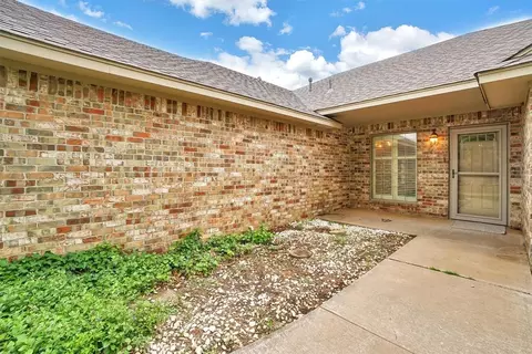 3405 Wendy Ln, Altus, OK 73521 photo 4