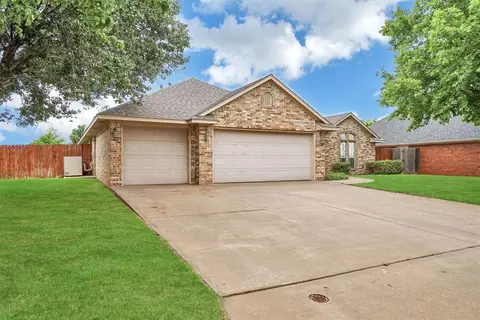 3405 Wendy Ln, Altus, OK 73521 photo 2
