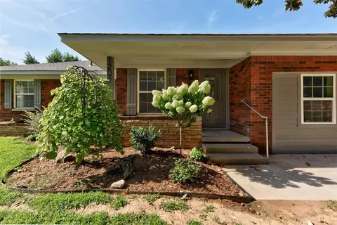 1202 Windsor Way, Norman, OK 73069