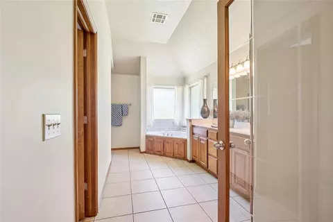 1908 Riviera Dr, Tuttle, OK 73089 photo 19