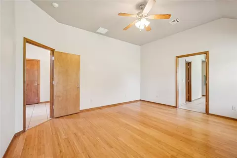 1908 Riviera Dr, Tuttle, OK 73089 photo 18