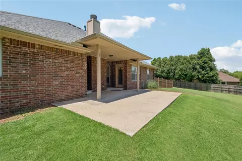 1908 Riviera Dr, Tuttle, OK 73089 photo 33