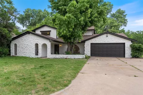 8105 NW 114th St, Oklahoma City, OK 73162