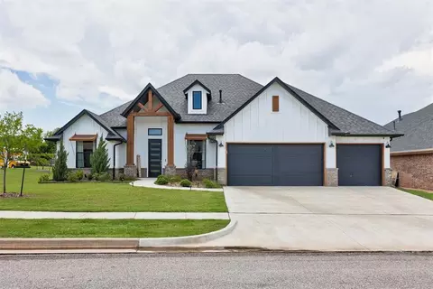 214 Alamosa Rd, Norman, OK 73069