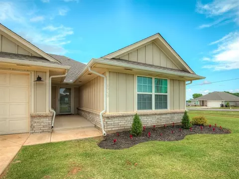 1940 Eli Ave, Tuttle, OK 73089 photo 2
