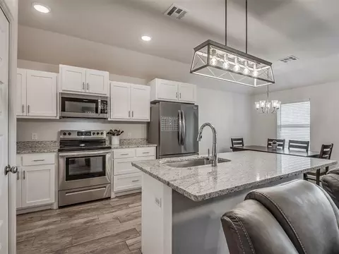 1940 Eli Ave, Tuttle, OK 73089 photo 8