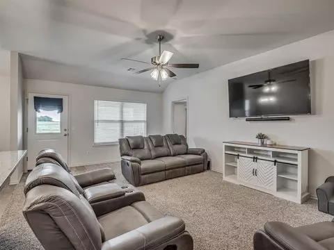 1940 Eli Ave, Tuttle, OK 73089 photo 7
