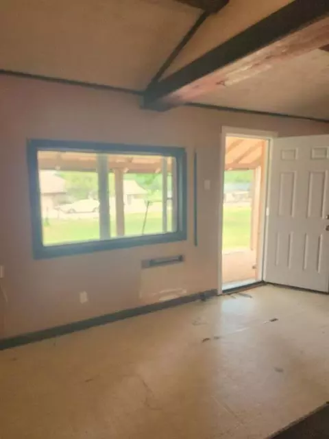 310 Mcgee St, Eufaula, OK 74432 photo 4