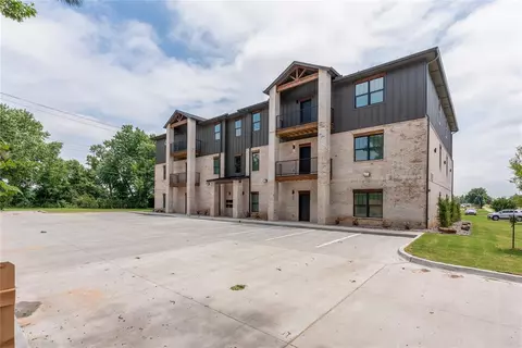 1727 Jenkins Ave, Norman, OK 73072