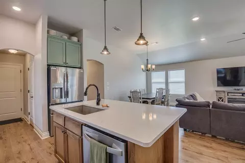2220 Roca Dr, Edmond, OK 73012 photo 9